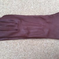 Fine Tan Leather Showing Glove
