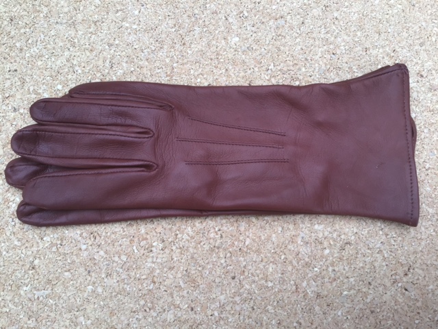 Fine Tan Leather Showing Glove