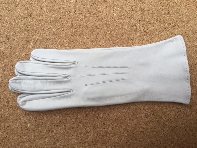 Fine Ivory Leather Showing Glove
