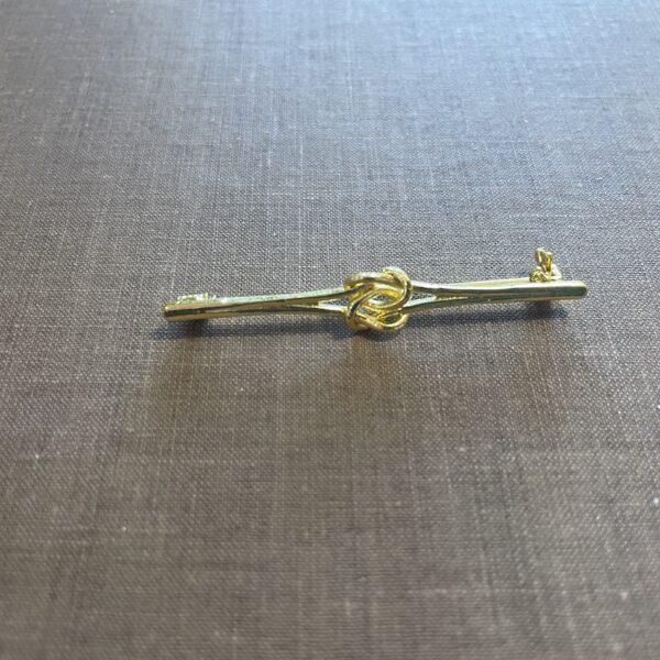 Gold knot stock pin