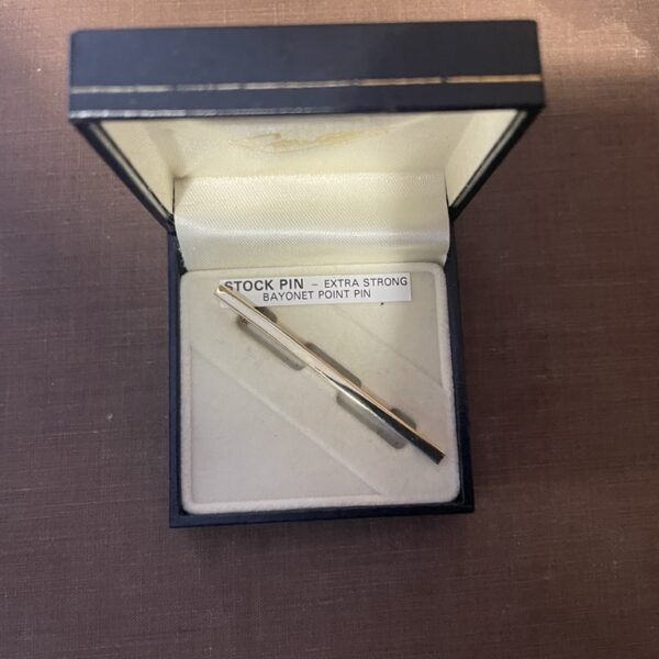 Gold Bar Stock Pin