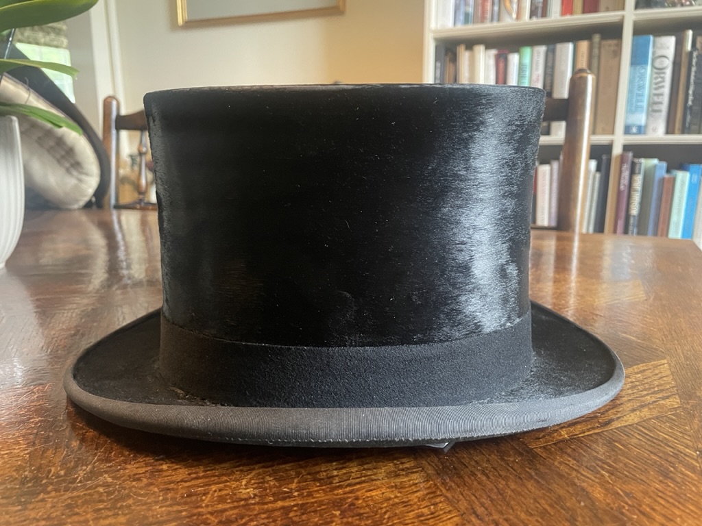 57/57.5cm Vintage Lincoln Bennett Silk Top Hat