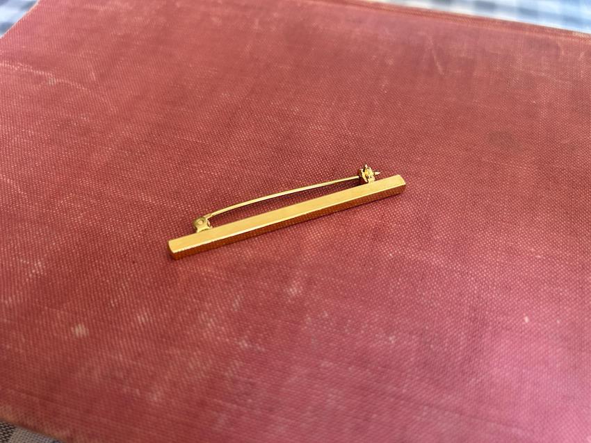 Gold bar stock pin 5.2cm