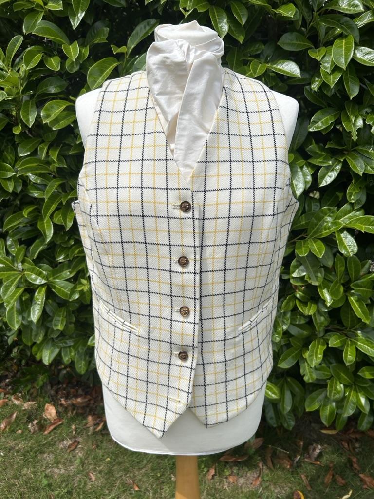 Shires Tattersal Size 40" (BRF)