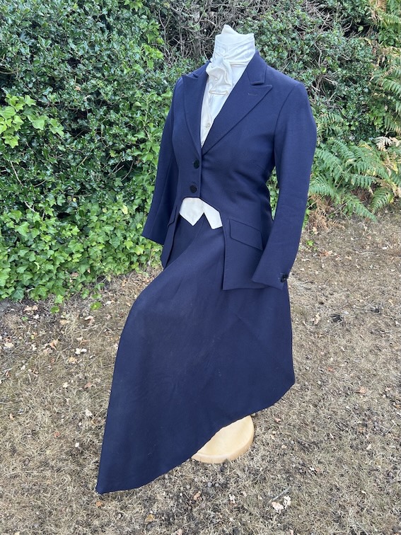 34" Lightweight Gordon Weatherill Navy (AL)